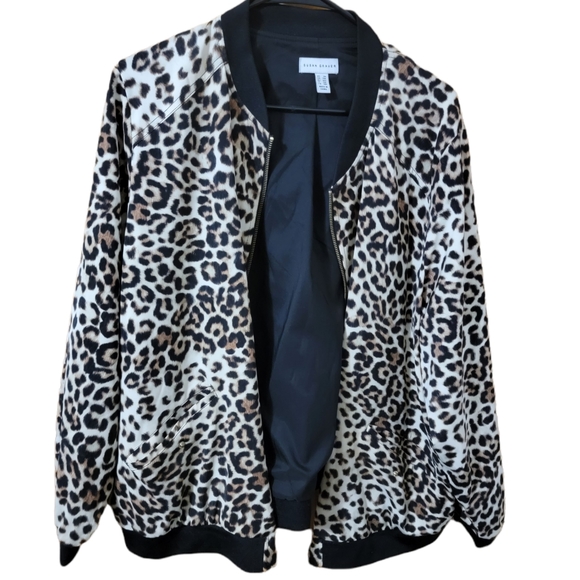 Susan Graver Jackets & Blazers - Leopard print bomber jacket